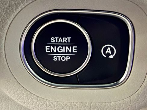 Certified 2026 Mercedes-Benz GLE 350 4MATIC image 32