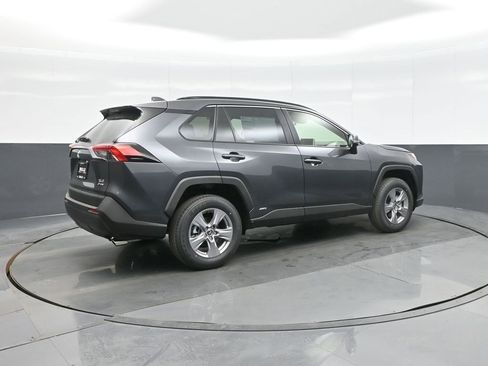 New 2025 Toyota RAV4 XLE image 7