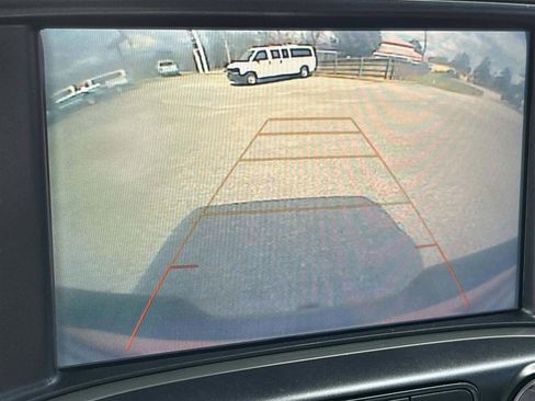 Used 2018 Chevrolet Silverado 1500 High Country image 24