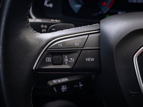 Certified 2025 Audi Q7 3.0T Premium Plus image 22