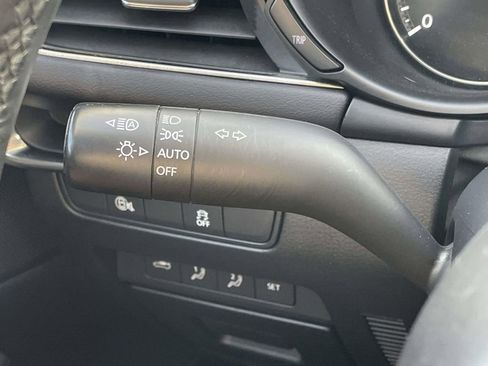 Used 2024 MAZDA MAZDA3 s FWD image 13