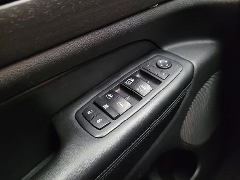 Used 2016 Jeep Grand Cherokee Laredo RWD image 27