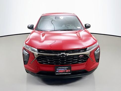 New 2026 Chevrolet Trax RS image 2