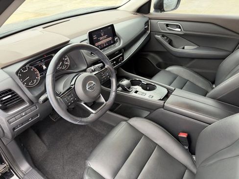 Used 2021 Nissan Rogue SL image 11