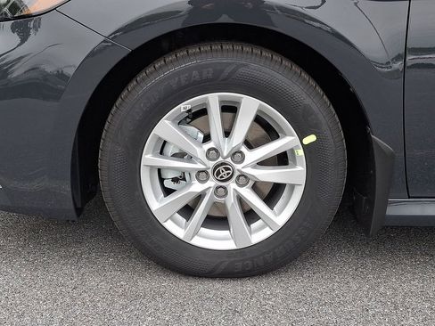 New 2026 Toyota Camry LE FWD image 19