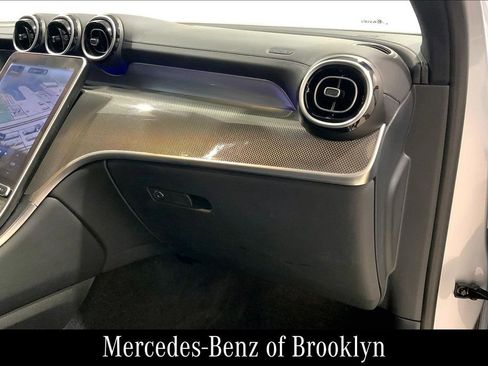 Used 2024 Mercedes-Benz GLC 300 4MATIC image 20