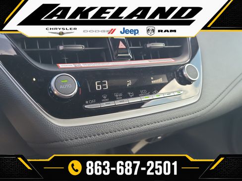 Used 2025 Toyota Corolla SE FWD image 23