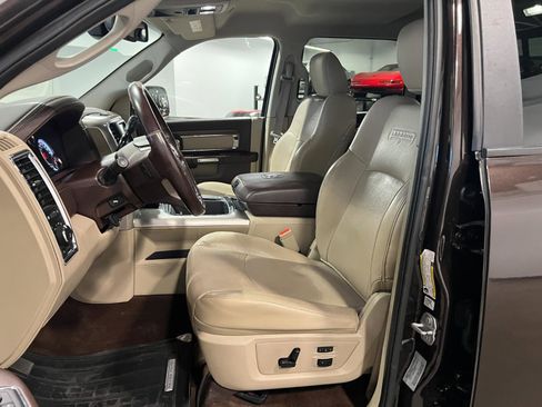 Used 2017 RAM 2500 Laramie image 9