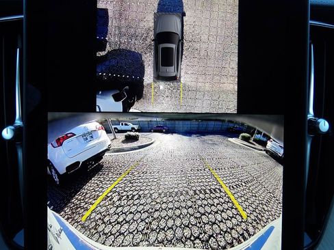 New 2026 Volvo XC60 B5 Ultra w/ Protection Package Premier image 23