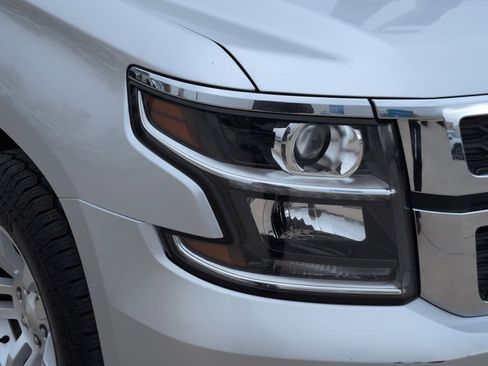 Used 2019 Chevrolet Tahoe LT image 10