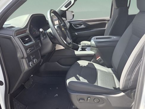 Certified 2023 Chevrolet Suburban LS RWD image 9