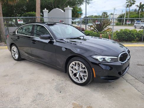 Used 2026 BMW 330i Sedan RWD image 3