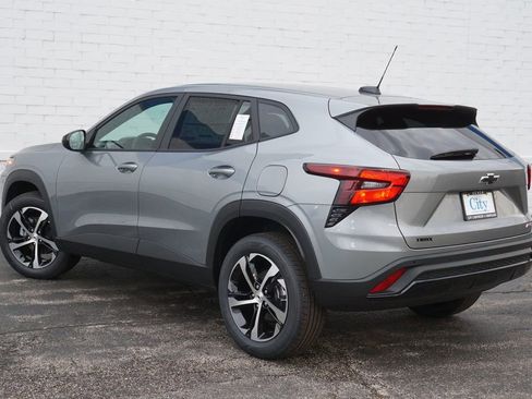 New 2026 Chevrolet Trax RS image 8