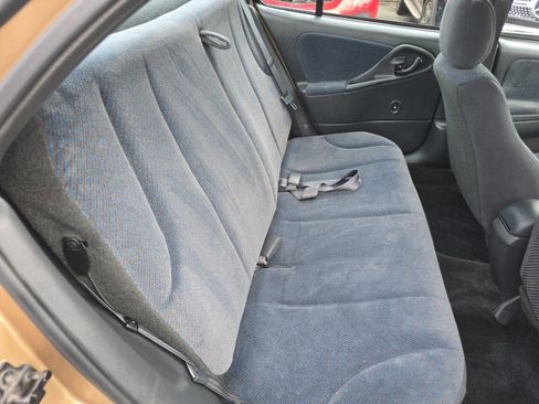 Used 2000 Chevrolet Cavalier LS w/ Preferred Equipment Group 2 FWD image 21