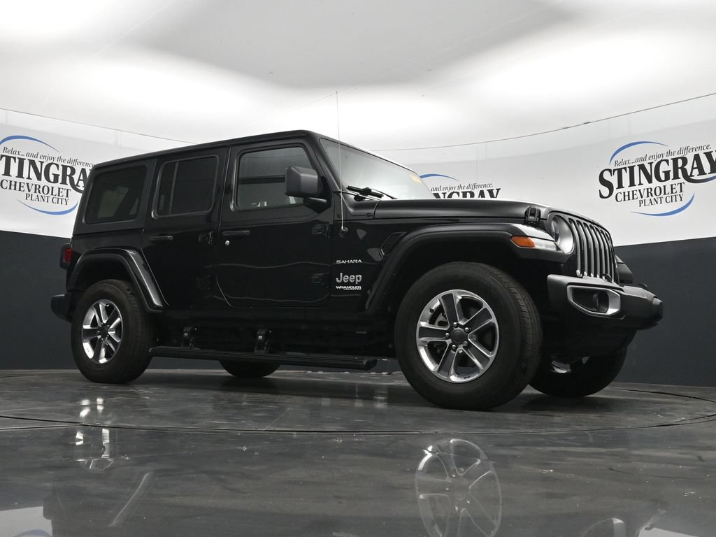 Used 2021 Jeep Wrangler Unlimited Sahara AWD/4WD image 29