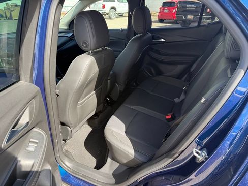 Used 2023 Buick Encore GX Preferred w/ Cold Weather Comfort Package FWD image 18