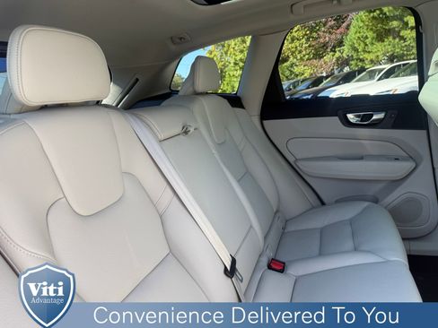Certified 2023 Volvo XC60 B5 Plus w/ Climate Package image 26