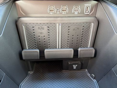 New 2026 RAM 1500 Laramie w/ Night Edition image 49