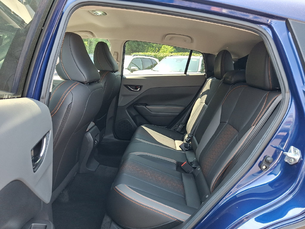 Used 2025 Subaru Crosstrek 2.5i Limited AWD/4WD image 10
