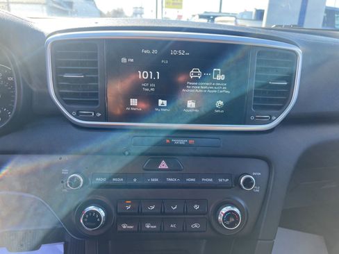 Used 2021 Kia Sportage LX AWD/4WD image 16