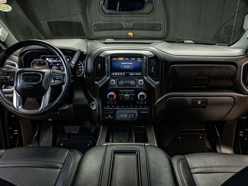 Used 2021 GMC Sierra 2500 Denali w/ Denali Black Diamond Edition image 14