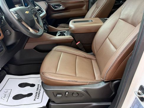 Used 2021 Chevrolet Tahoe High Country w/ Premium Package AWD/4WD image 11