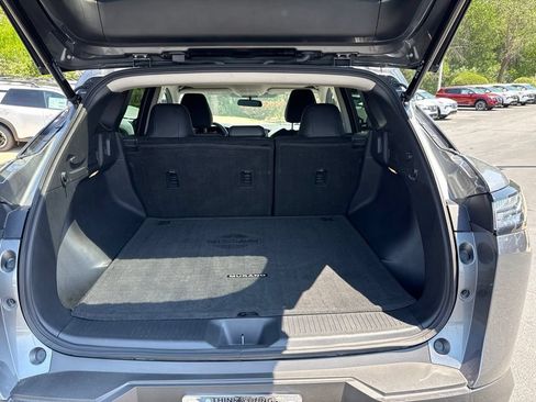 Used 2025 Nissan Murano SV AWD/4WD image 11