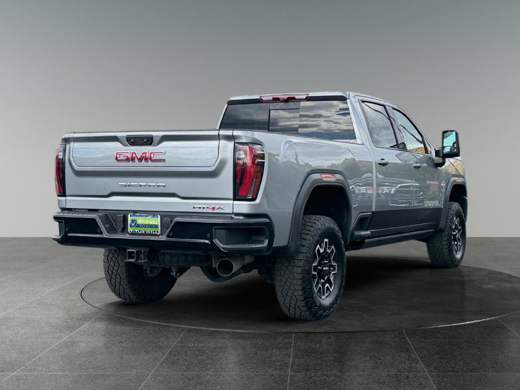 Used 2025 GMC Sierra 2500 AT4X AWD/4WD image 10