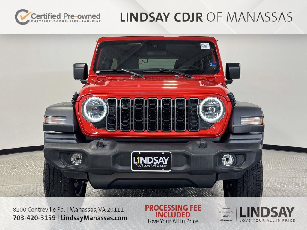 Used 2025 Jeep Wrangler Unlimited Sport AWD/4WD image 3
