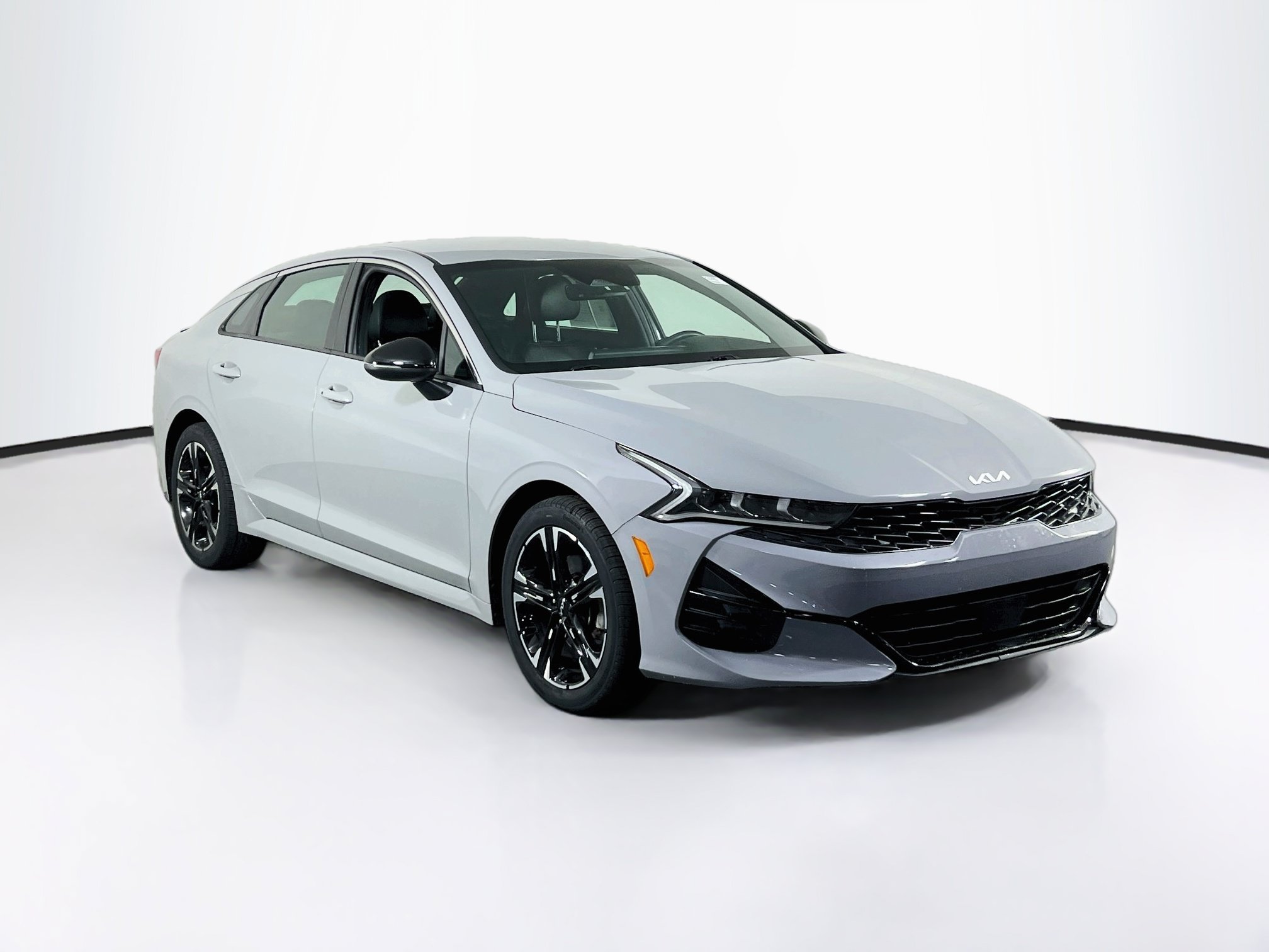 Used 2024 Kia K5 GT-Line w/ GT-Line Premium Package FWD image 3
