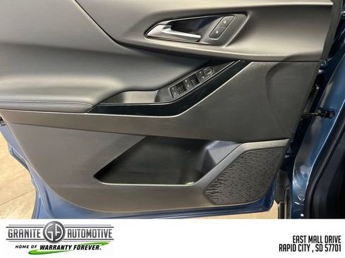 Used 2026 Chevrolet Equinox LT AWD/4WD image 11
