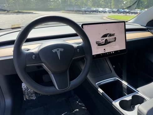 Used 2023 Tesla Model 3 Standard Range RWD image 13