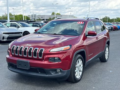 Used 2015 Jeep Cherokee Latitude FWD image 7