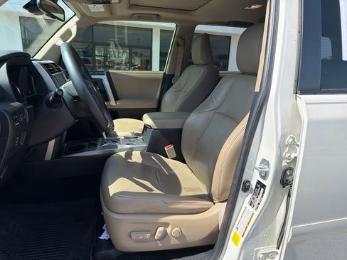 Used 2020 Toyota 4Runner Limited RWD image 18