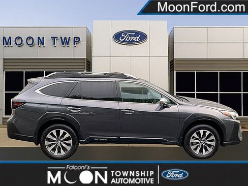 Used 2023 Subaru Outback Touring XT AWD/4WD image 1