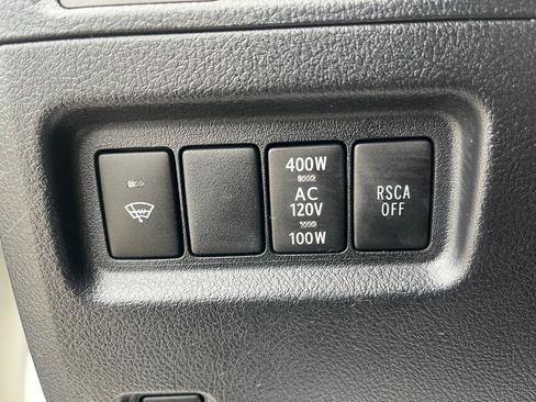 Used 2013 Toyota 4Runner Limited AWD/4WD image 34