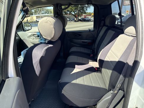 Used 2002 Ford F150 XLT image 6