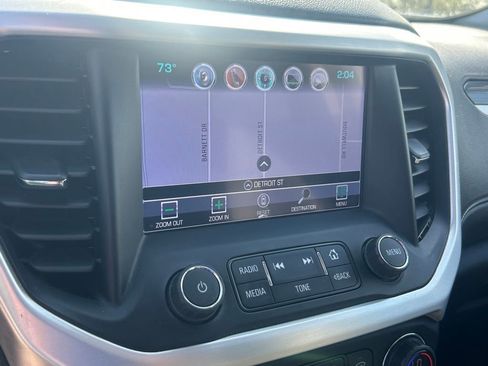 Used 2019 GMC Acadia SLT image 13