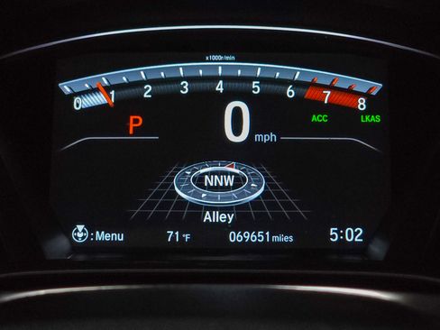 Used 2018 Honda CR-V Touring image 27