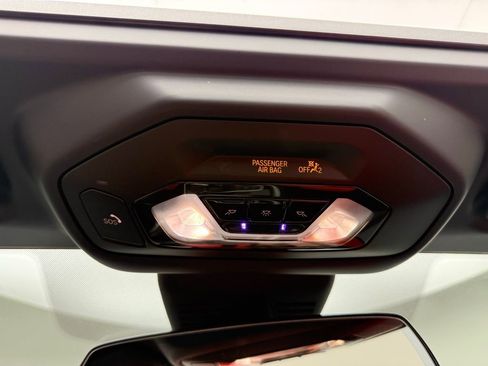 Used 2022 BMW Z4 M40i w/ Premium Package image 35