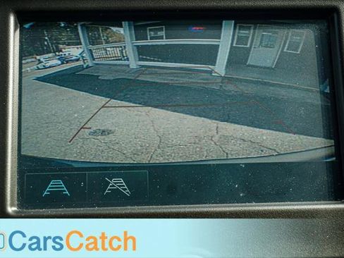 Used 2018 Chevrolet Equinox LT image 28