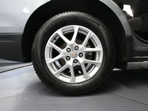 Used 2023 Chevrolet Equinox LT w/ LPO, Floor Liner Package FWD image 15