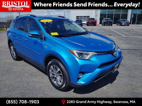 Used 2017 Toyota RAV4 XLE w/ All Weather Liner Package AWD/4WD image 1