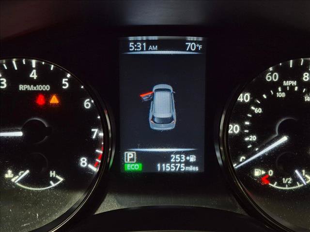 Used 2017 Nissan Rogue SV w/ SV Premium Package FWD image 10