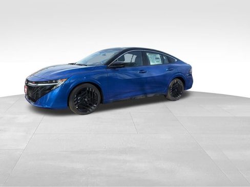 New 2026 Nissan Sentra SR w/ SR Premium Package image 8