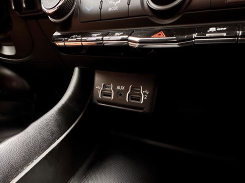Used 2023 Dodge Durango GT RWD image 11