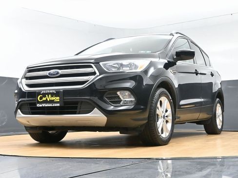 Used 2018 Ford Escape SE w/ SE Sync 3 Package image 48