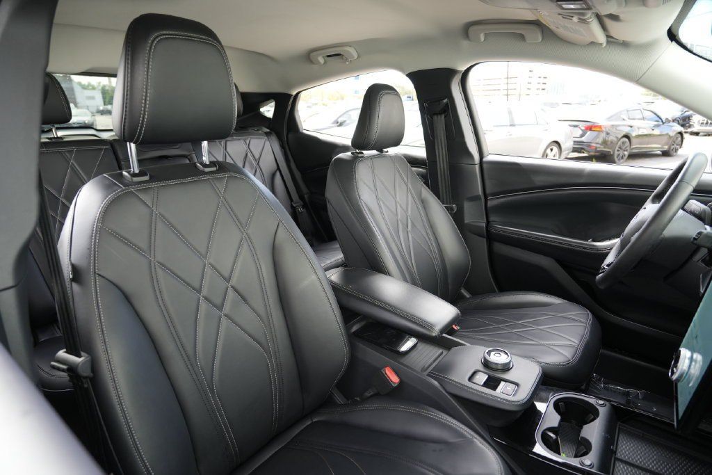 Used 2022 Ford Mustang Mach-E Select AWD/4WD image 30