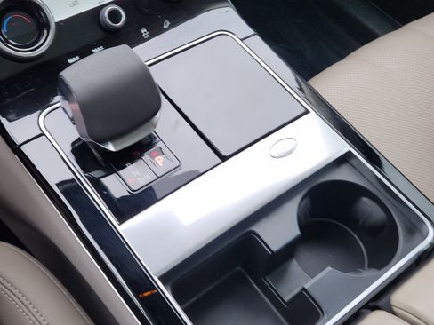 Certified 2021 Land Rover Range Rover Velar S image 21