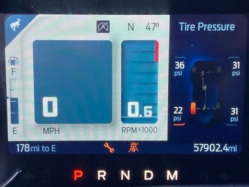 Used 2023 Ford Bronco Badlands w/ Sasquatch Package image 16